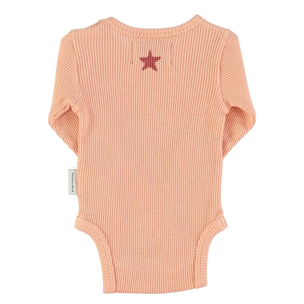 7fBaby-Long-Sleeve-Bodysuit-Light-Pink-w-Heart-Print_1